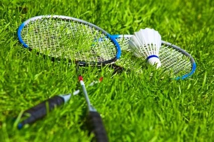 What's Included in Smash & Dash Outdoor Badminton